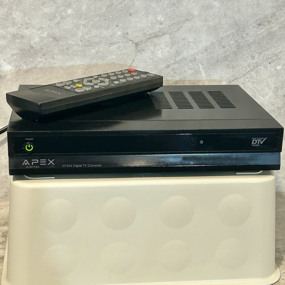 APEX DT504 SDTV DTV TV Converter Box Digital To Analog Tuner WITH REMOTE TESTED!